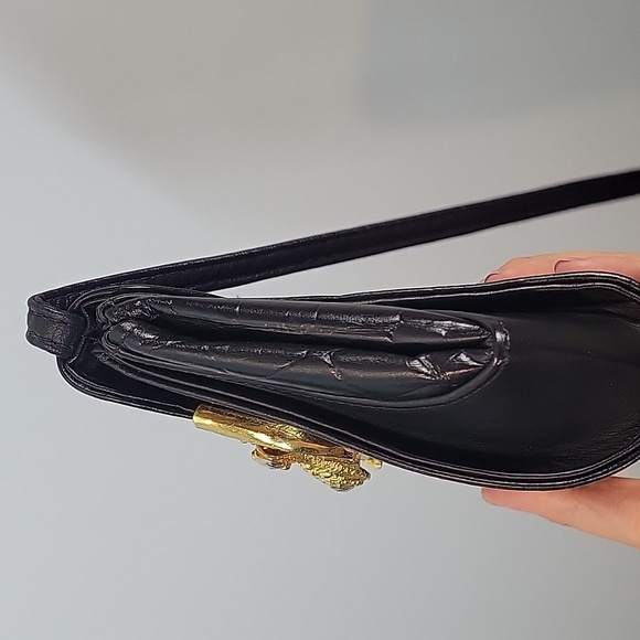 Karam Handbags Inc. Gold Lizard crossbody bag - Picture 5 of 15